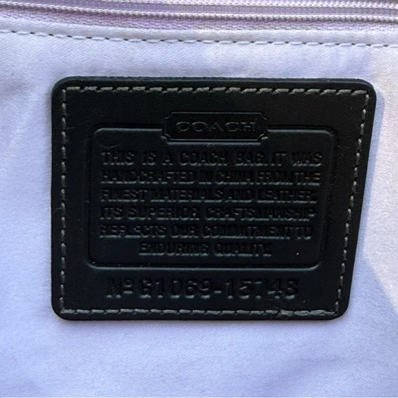 Authentic Coach Gray and Green Shoulder Bag with Metallic Hardware - Picture 3 of 8